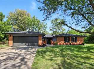 4816 Stonehedge St, Dayton, OH 45426