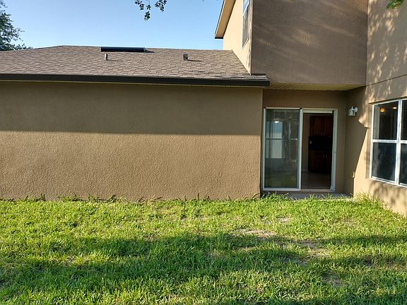 3rd image of 14809 Royal Poinciana Dr