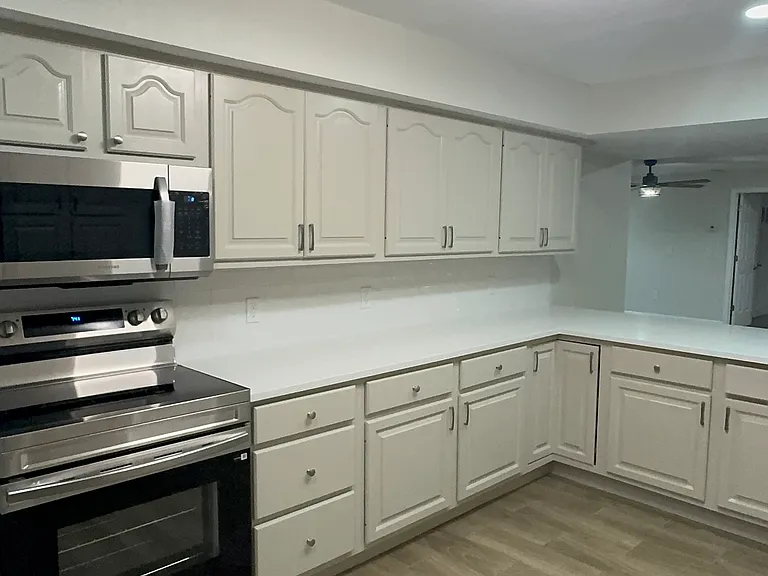 7409 Lake Forest Cir — Photo 40