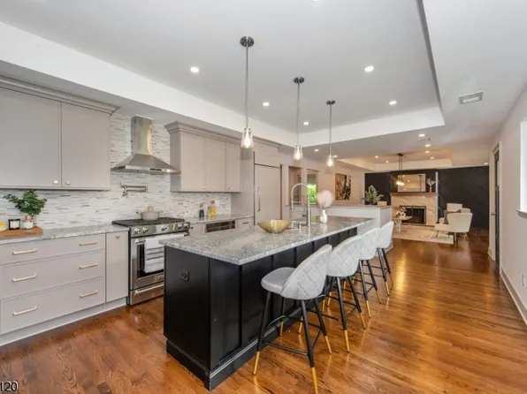 415 Up Mountain, Montclair Twp., NJ 07043