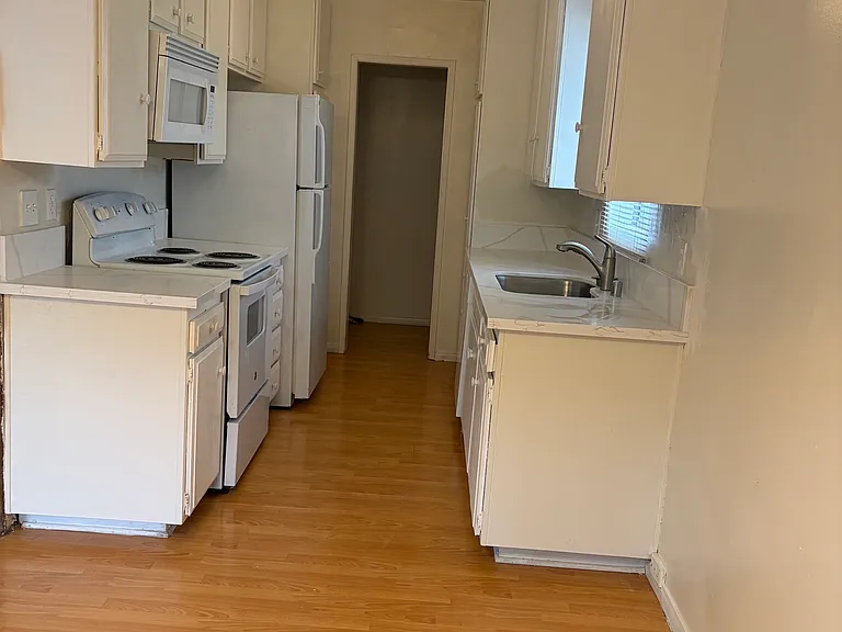 RENOVATED KITCHEN
