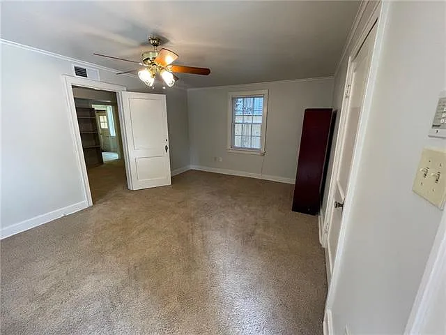 1 bed, 1.0 bath, 900 sqft, $1,300 — Photo 3