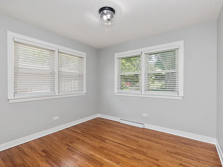 1037 N Harrison St — Photo 20