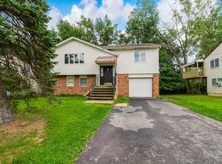 8 Morris Rd, Spring Valley, NY 10977