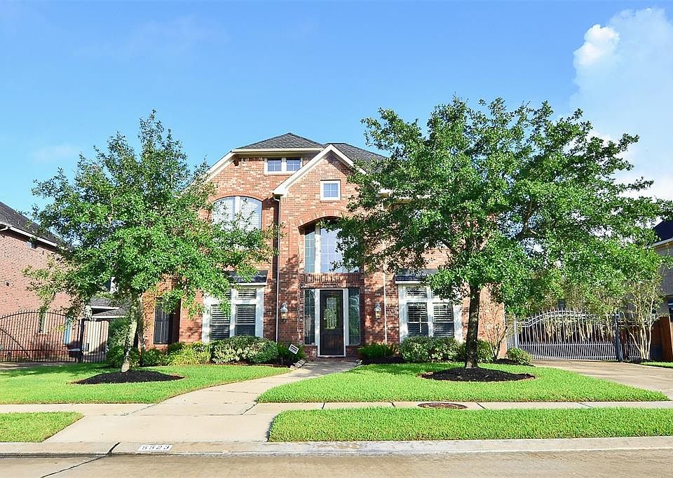 1st image of 5523 Grandwood Ln