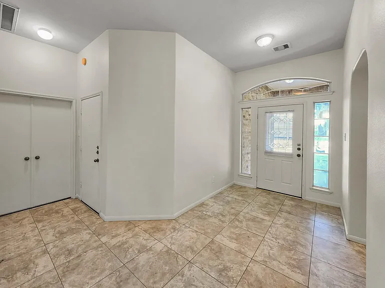 14626 Gervaise Dr — Photo 8