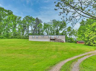 1687 Columbia Rock Rd, Columbia, TN 38401