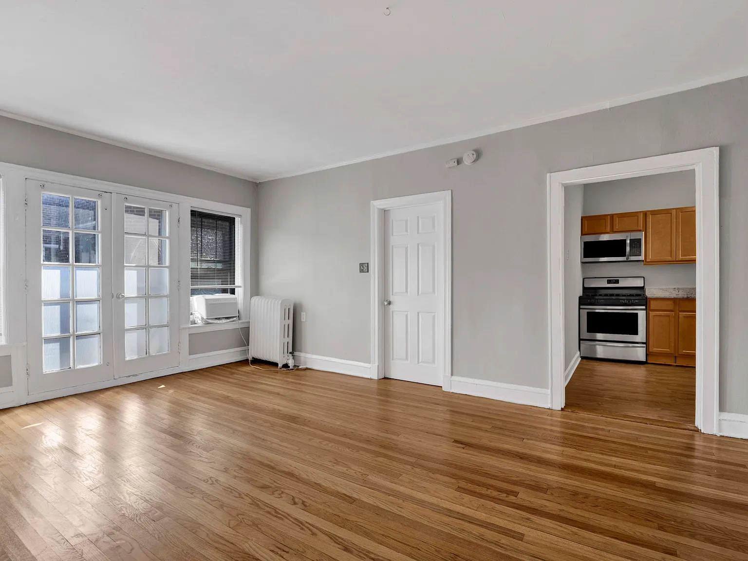 2 bed, $1,995 — Photo 2