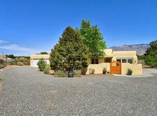 106 Kepler Ct, Corrales, NM 87048