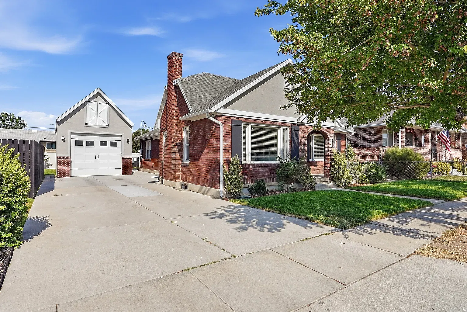 4 bed, 2600 sqft, $2,600 — Photo 3