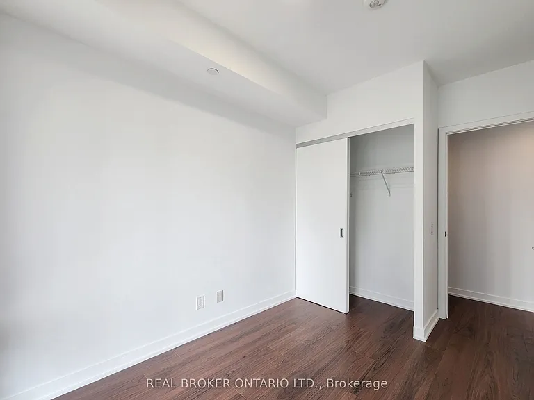 55 Ontario St #1208 — Photo 10