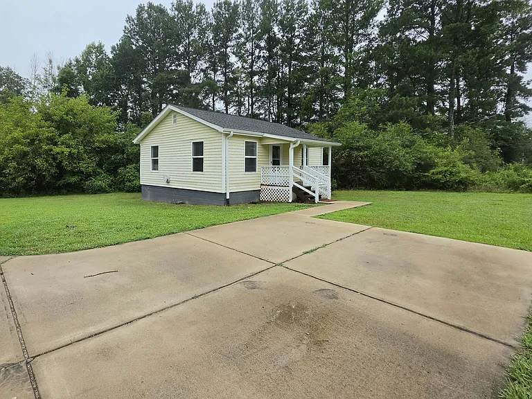 1102 E Georgia Rd — Photo 22