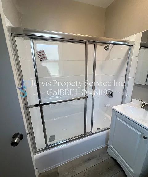 6042 Gallant St #1/2 — Photo 6