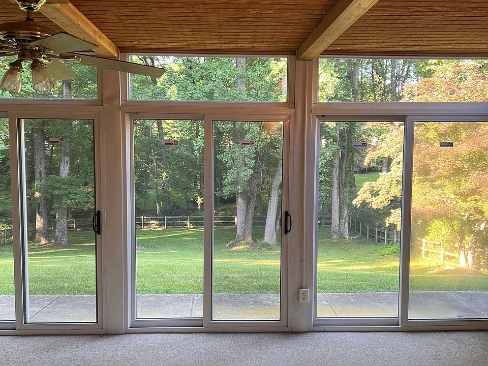 1st image of 13625 Creekside Dr