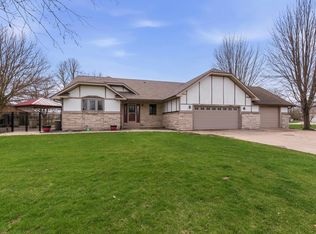 W9486 Zimmerman Dr, Beaver Dam, WI 53916