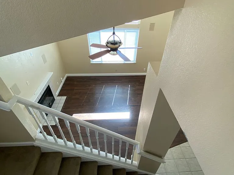 229 Potrero St — Photo 15