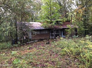 16006 Camp Newell Rd, Ozark, AR 72949
