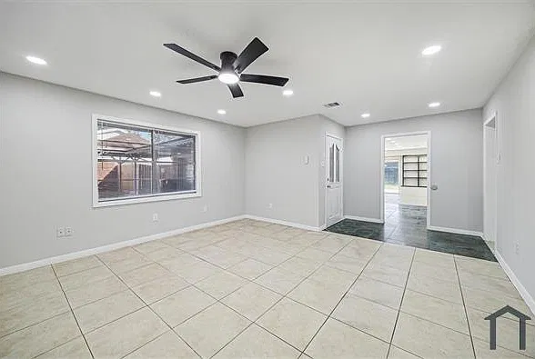 4 bed, 1884 sqft, $2,250 — Photo 4