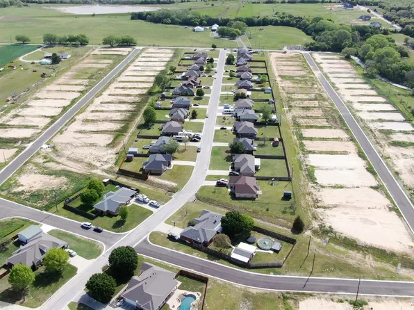 12 Sienna Ave, Alvord, TX 76225