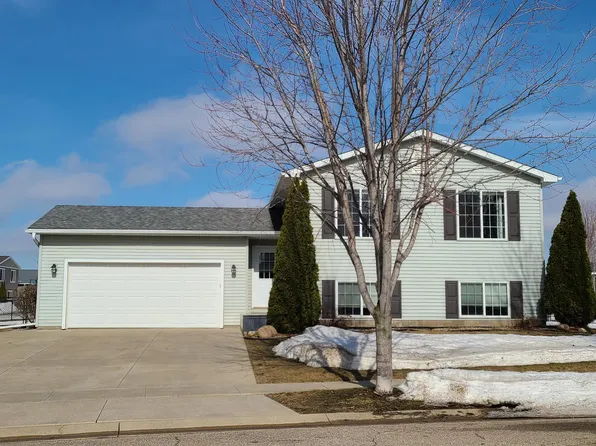 1101 3rd St NE, Kasson, MN 55944