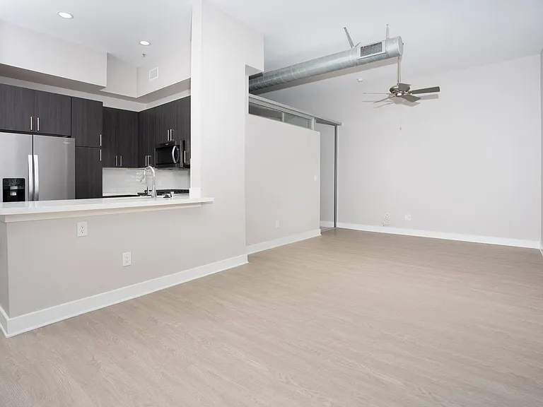 Paladia Luxury Apartments — Photo 140
