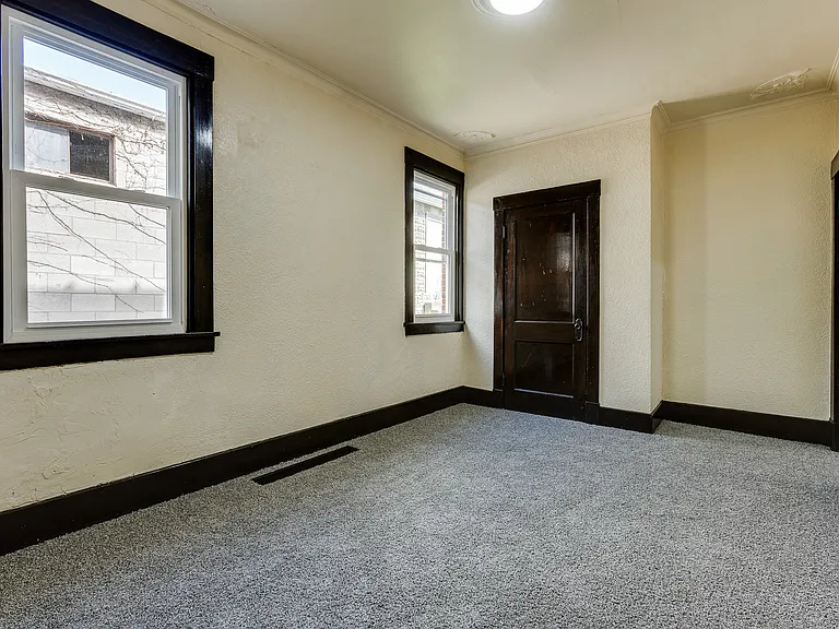 609 E Warrington Ave #1 — Photo 15
