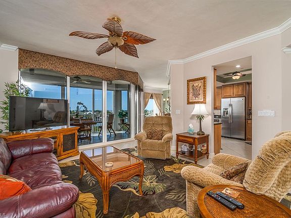 4th image of 4192 Bay Beach Ln Unit 855