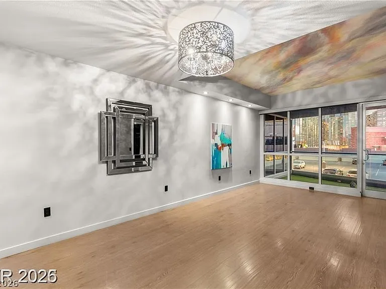 4525 Dean Martin Dr #511 — Photo 7