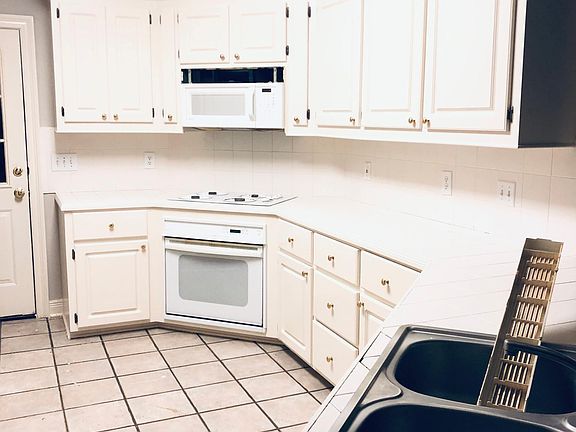 4th image of 859 N Deerfield Dr