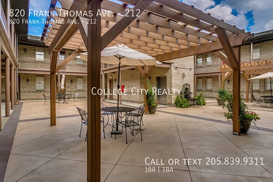 820 Frank Thomas Ave. — Photo 4