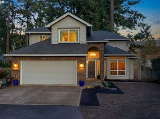 17558 Bryant Rd, Lake Oswego, OR 97035