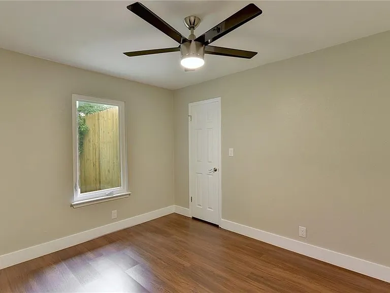 7504 Carver Ave #A — Photo 6