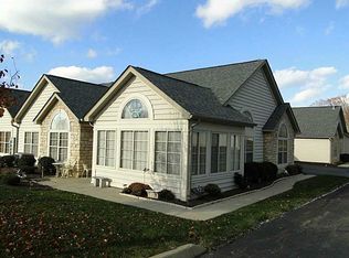 2103 Golf Course Dr, Washington, PA 15301