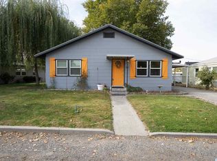 93 Jadwin Ave, Richland, WA 99352