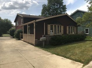 23 S 10th Ave, St Charles, IL 60174