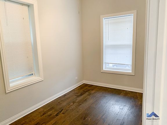 5th image of 1300 N Western Ave #3892959