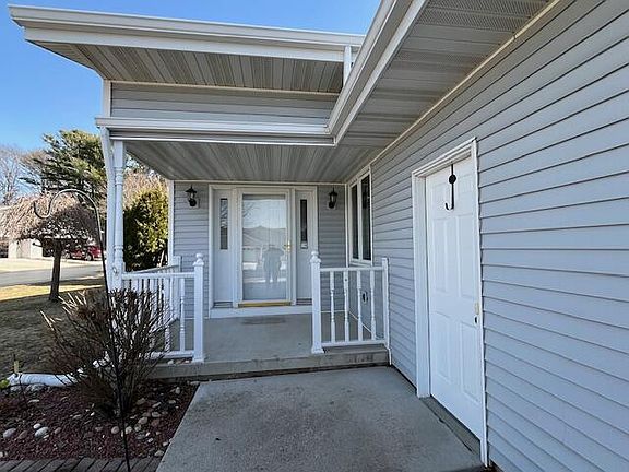 2nd image of 1711 Blue Heron DRIVE