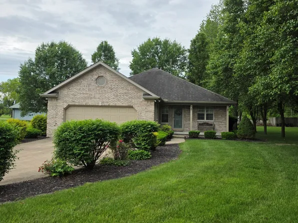 135 Park Place Dr, Brazil, IN 47834