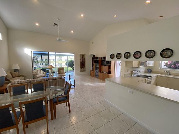 5th image of 8833 Shoal Creek Ln