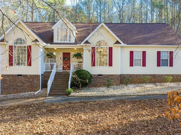 2036 Landmark Dr, Franklinton, NC 27525