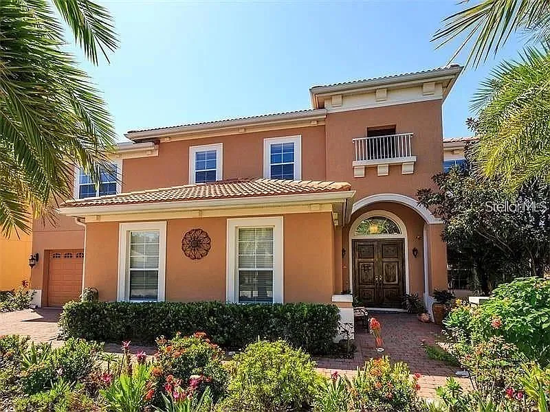 5 bed, 4.0 bath, 3741 sqft, $3,300 — Photo 4