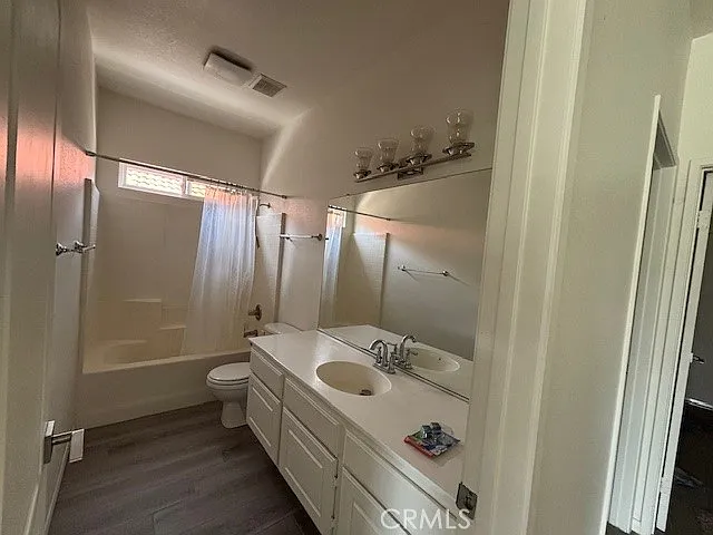 904 Bergamo Ave — Photo 25