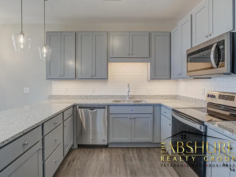 145 S Main St #303 — Photo 7