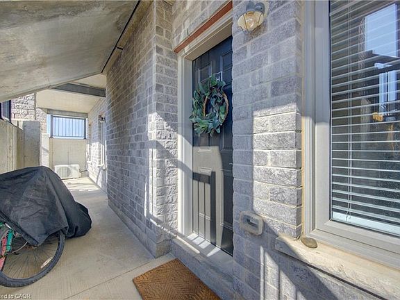 3rd image of 1989 Ottawa St S #21H