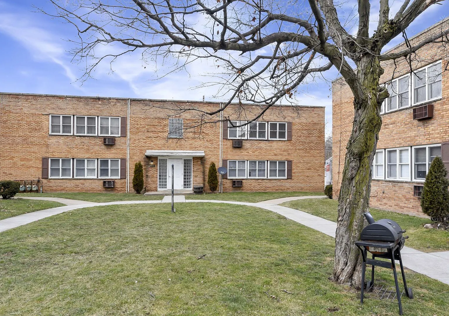 Fairview Premium Flats, LLC — Photo 4