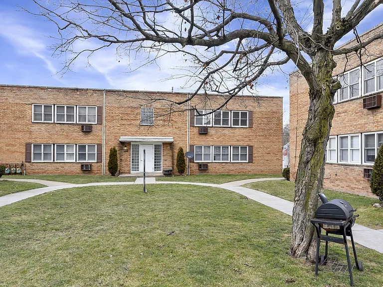 20648 Lorain Rd — Photo 4