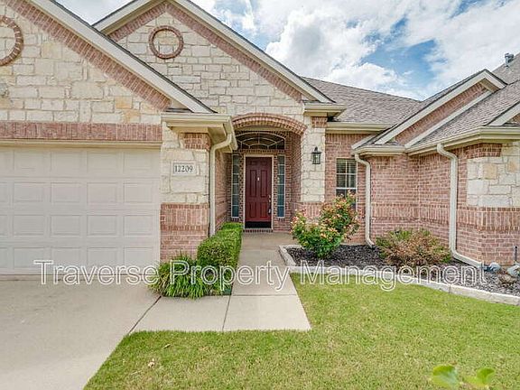 5th image of 12209 Maplewood Dr