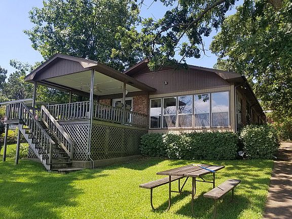 2nd image of 144 Memorial Dr