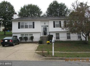 811 Buckmaster Ln, Fort Washington, MD 20744