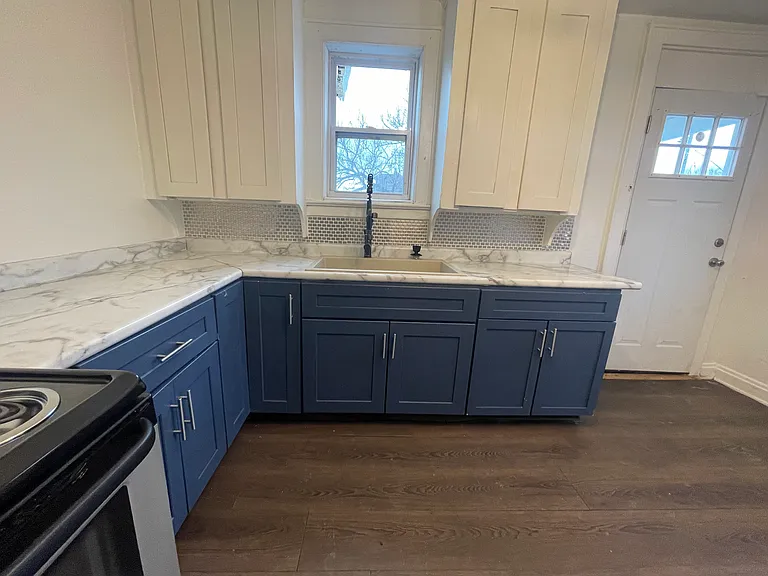 456 S Eureka Ave #456 — Photo 7